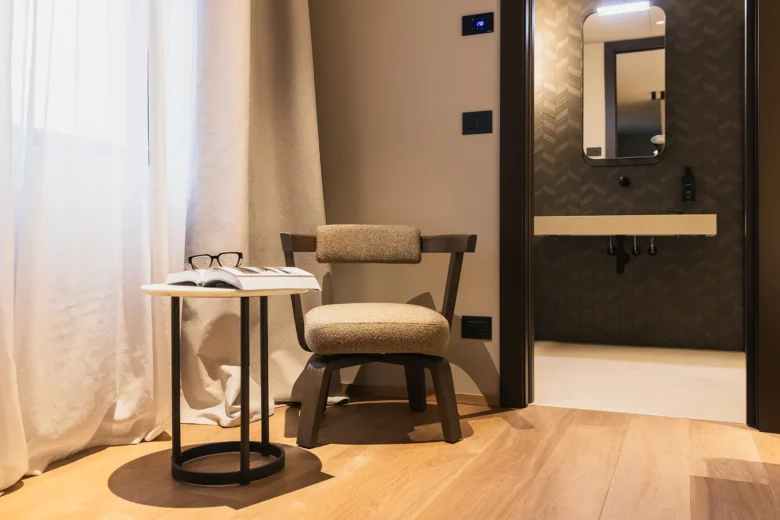 Lenel Deluxe/Twin con divano letto 101M