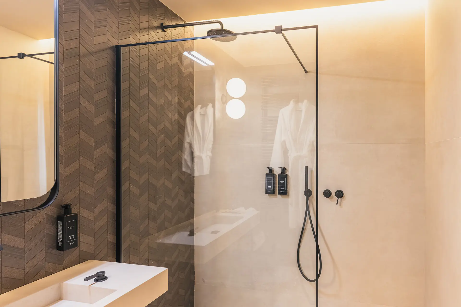 Lenel Deluxe/Twin con divano letto 101M