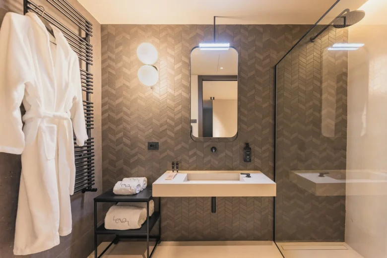 Lenel Deluxe/Twin con divano letto 101M