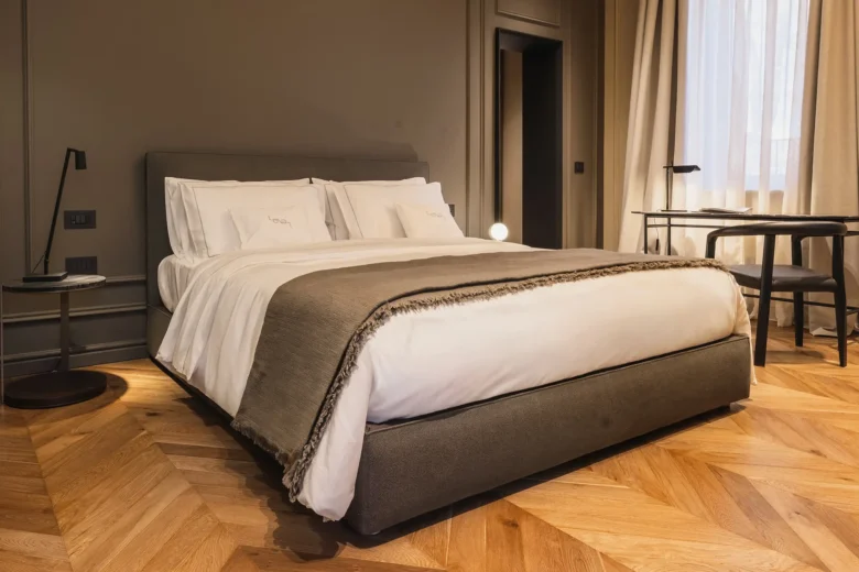 Lenel Hotel Relaxing Suite (103G)