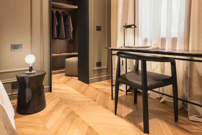 Lenel Hotel Relaxing Suite (103G)